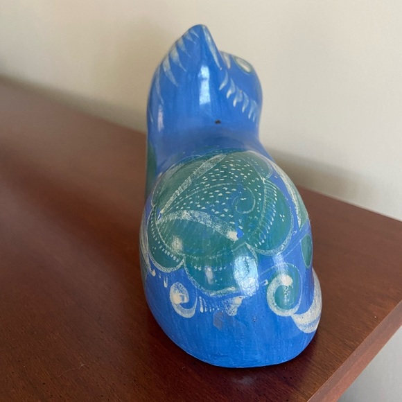 Vintage Blue Cat Figurine Hand Painted Glazed Mexican Folk Art Clay Pottery - Picture 6 of 9